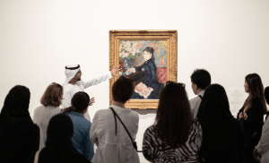louvre abu dhabi tour com guia em português saindo de dubai