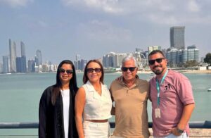 guia brasileiro em Dubai tour Abu Dhabi saindo de Dubai passeio em Abu Dhabi com guia em português